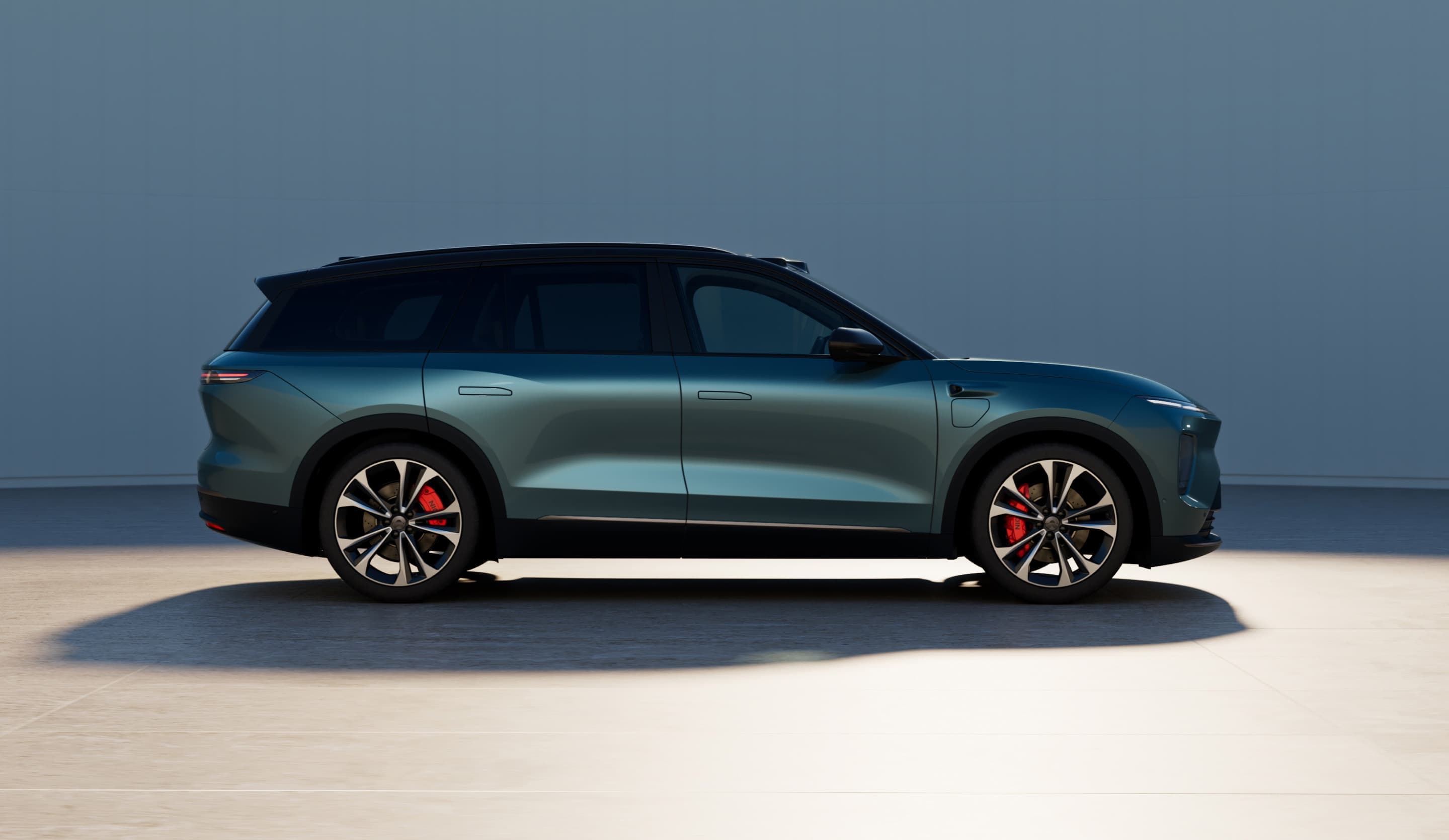 NIO EL8