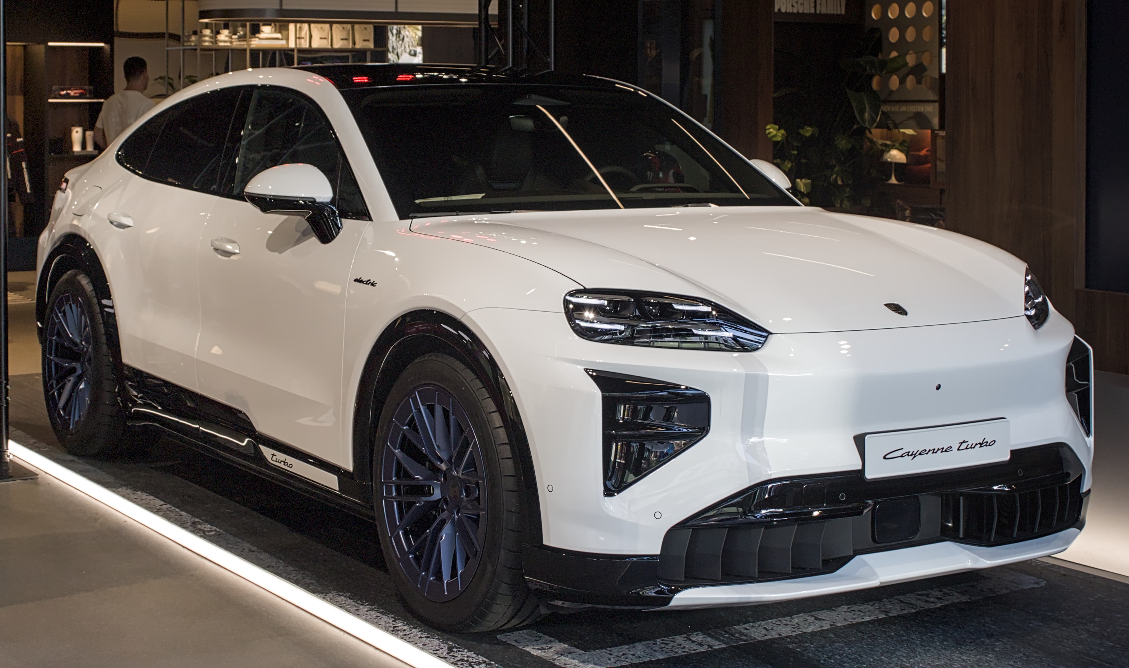 Porsche Cayenne Coupé Electric